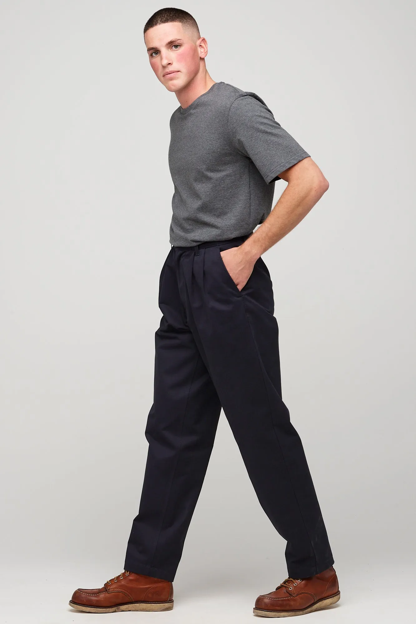 Men's Heavyweight Pleated Chino - Dark Navy