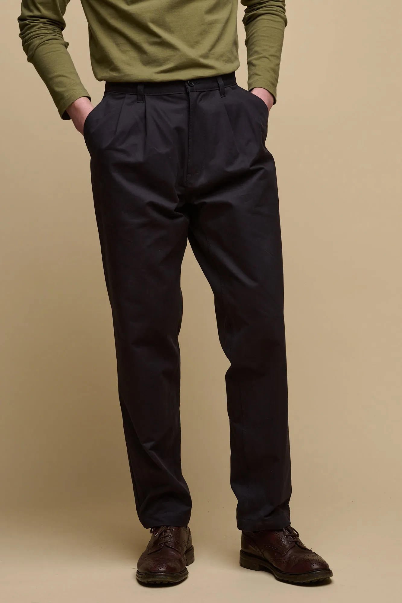 Men's Pleated Cotton Chino - Navy