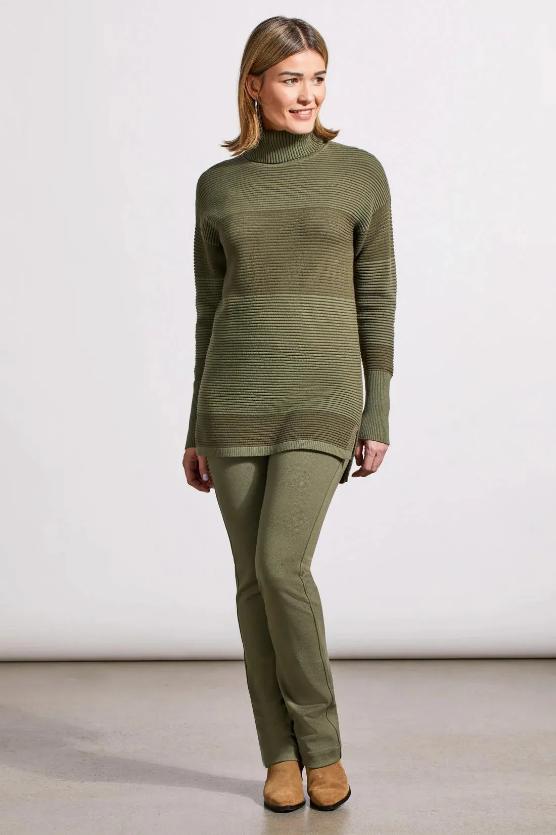 TWO TONED OTTOMAN TURTLENECK SWEATER IN CLOVER LEAF